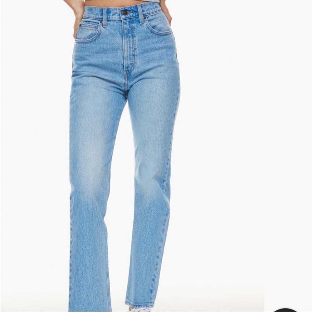 Levi's High Rise Blue Jeans